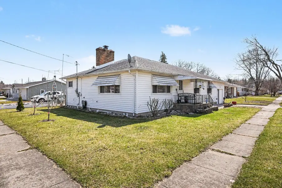 701 Rhodes, Pinconning, MI 48650 - #2