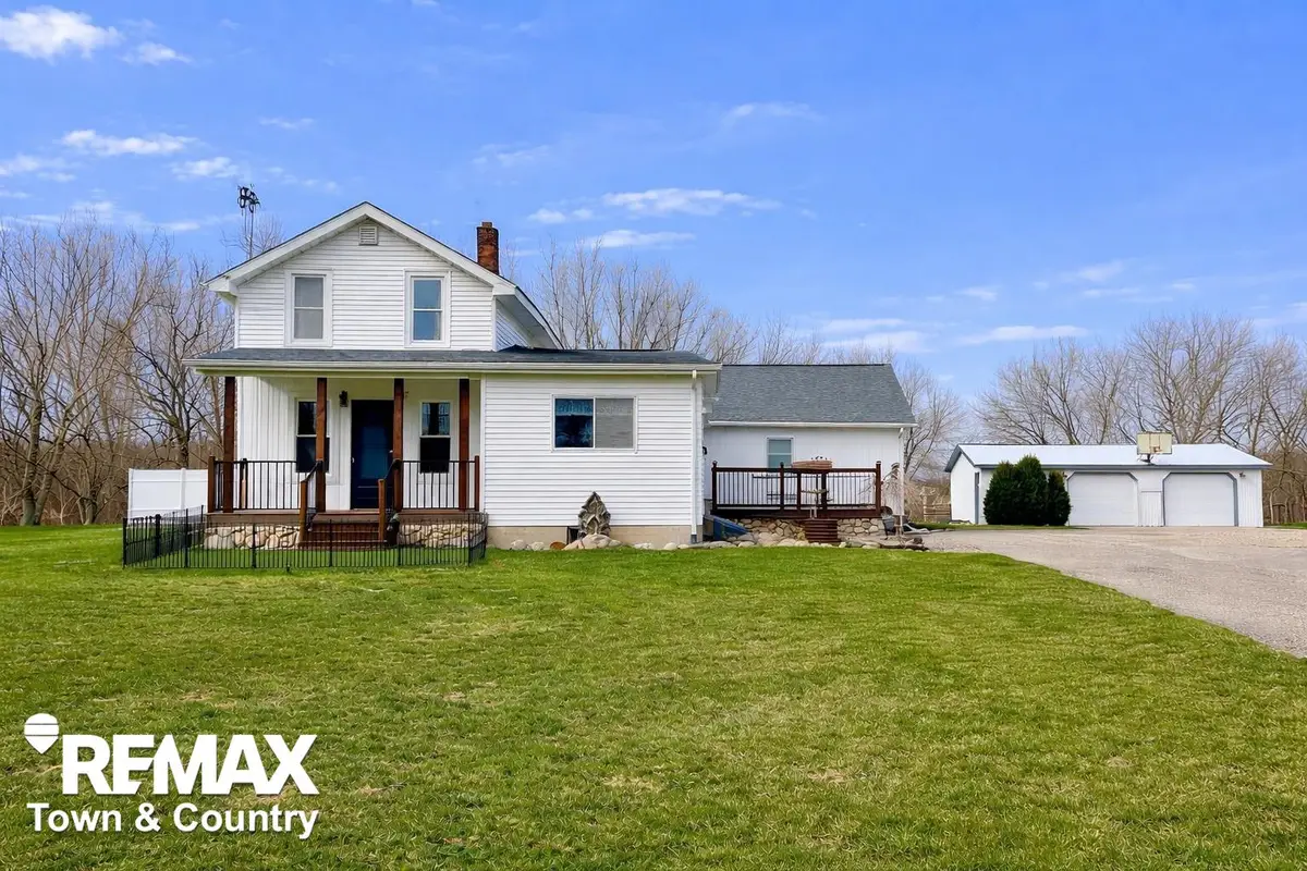 3800 Murphy Lake, Millington, MI 48746 - #1