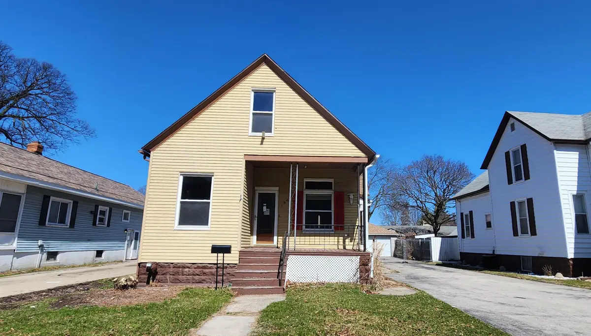 1909 Columbus, Bay City, MI 48708 - #1