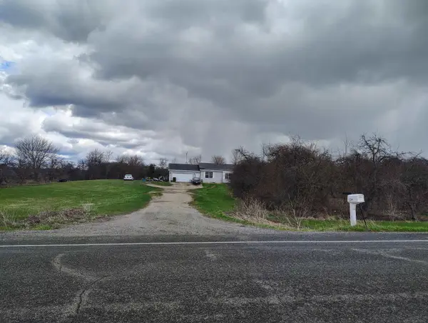 12254 Fruit Ridge, Kent City, MI 49330