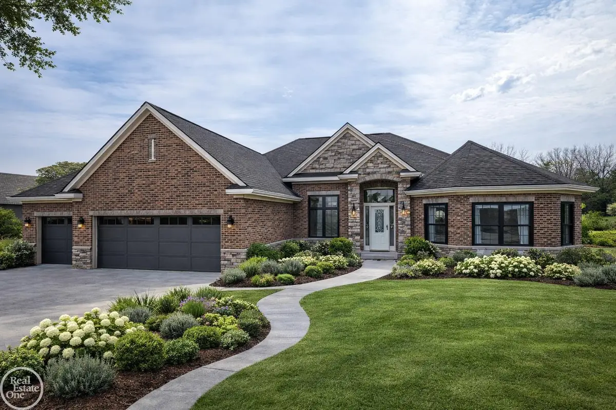 27176 Oxbow Lake, Chesterfield, MI 48051 - #1