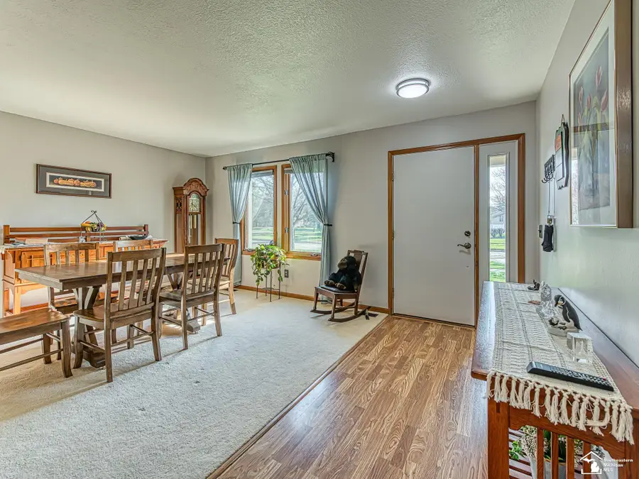 707 Donnalee, Monroe, MI 48162 - #3