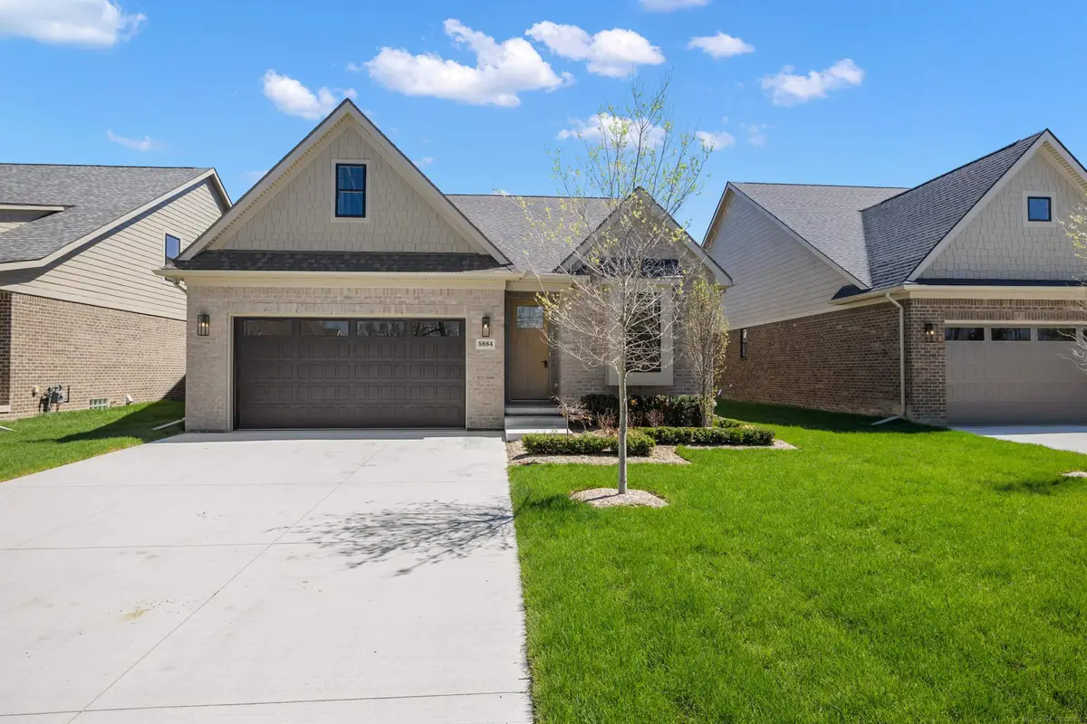 5884 Willow Grove, Troy, MI 48085 - #1