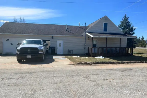 W5697 Elmwood Number 4, Menominee, MI 49858