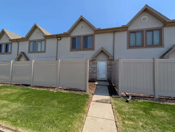 50482 Bay Run North, New Baltimore, MI 48047