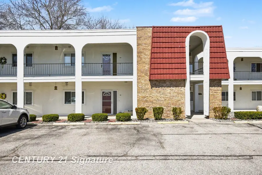 9030 Greenway #D-50, Saginaw, MI 48609 - #2