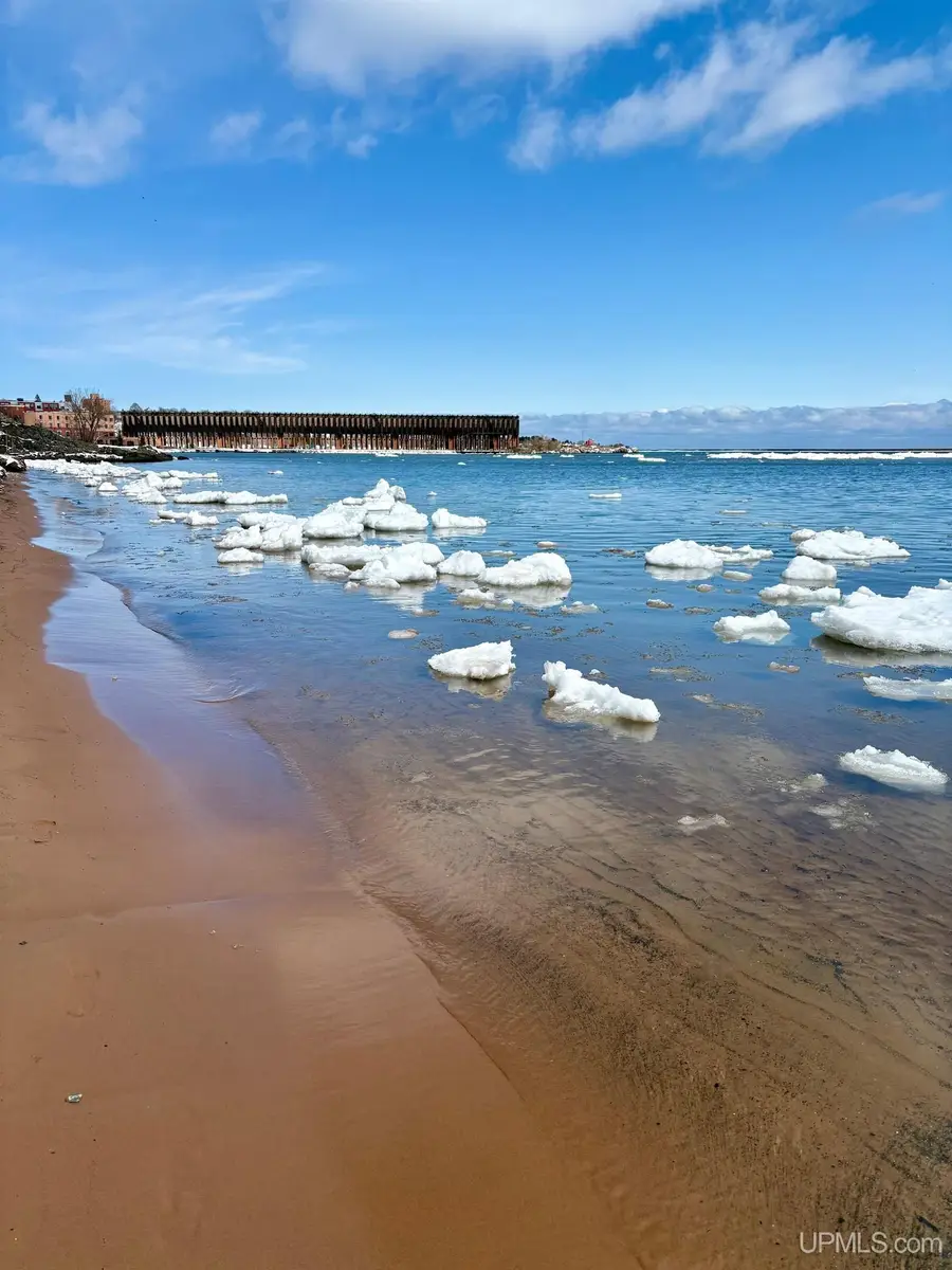 776 S Lakeshore, Marquette, MI 49855 - #3