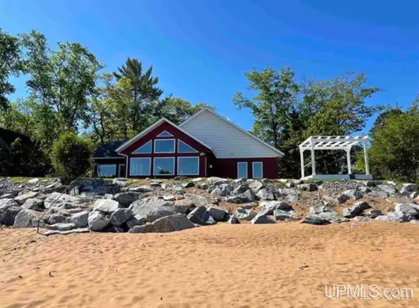 W3602 Squaw Beach, Big Bay, MI 49808