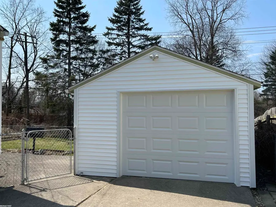 193 Scott Lake, Waterford, MI 48328 - #3