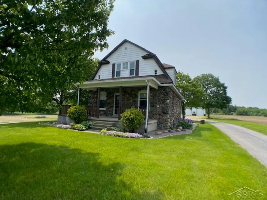 11755 W Tittabawassee, Freeland, MI 48623 - #2