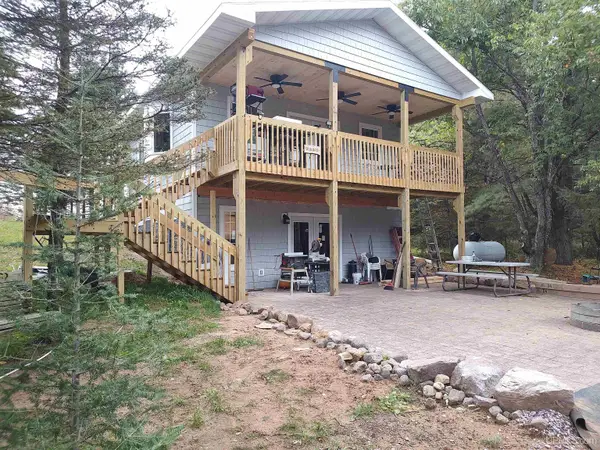 3186 N Us 41, Trenary, MI 49891