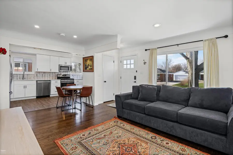 23139 Deziel, Saint Clair Shores, MI 48082 - #2