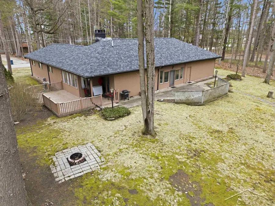 547 W Peterson, Sanford, MI 48657 - #2