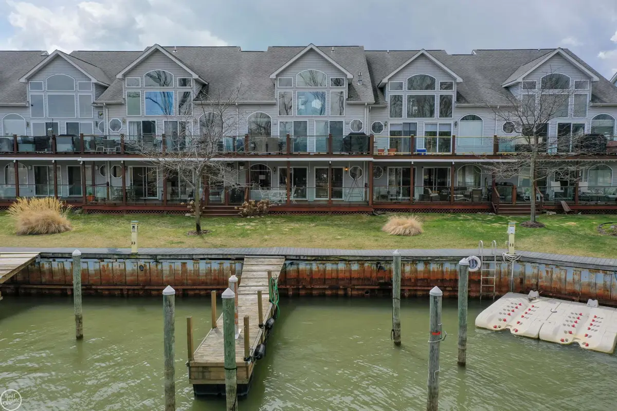 37814 Jefferson, Harrison Township, MI 48045 - #1