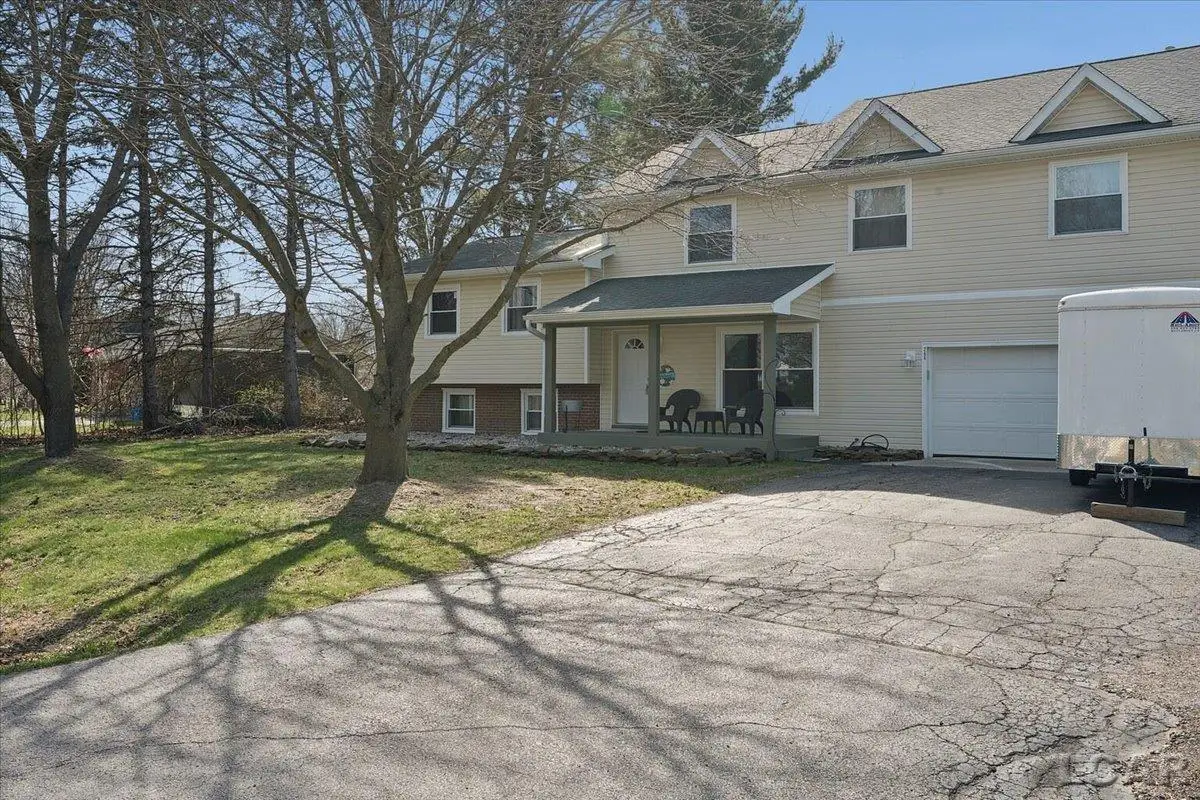 264 Normandy, Onsted, MI 49265 - #1