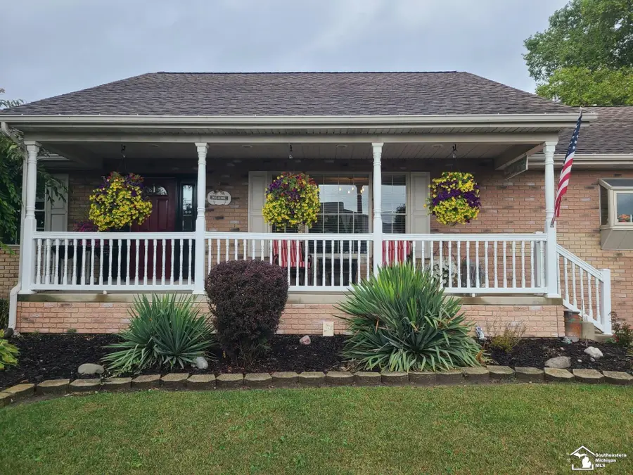 950 Waterloo, Monroe, MI 48161 - #2