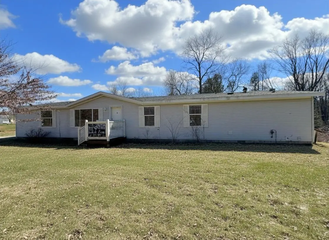 10389 S Grant, Clare, MI 48617 - #1