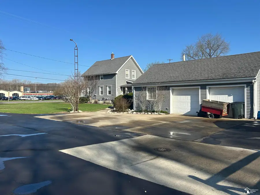 8256 Jackman, Temperance, MI 48182 - #3