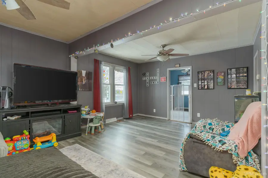 615 Wilson, Iron River, MI 49935 - #2