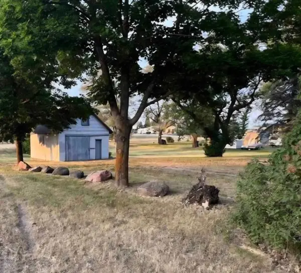 396 W Illinois, Farwell, MI 48622