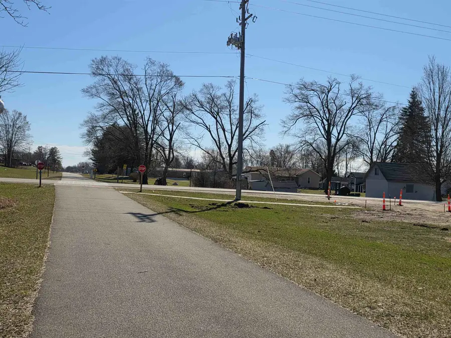 396 W Illinois, Farwell, MI 48622 - #2