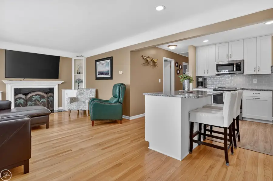 20631 Chalon, Saint Clair Shores, MI 48080 - #3