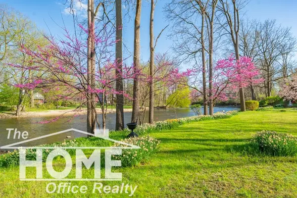 Vacant W Oliver, Owosso, MI 48867