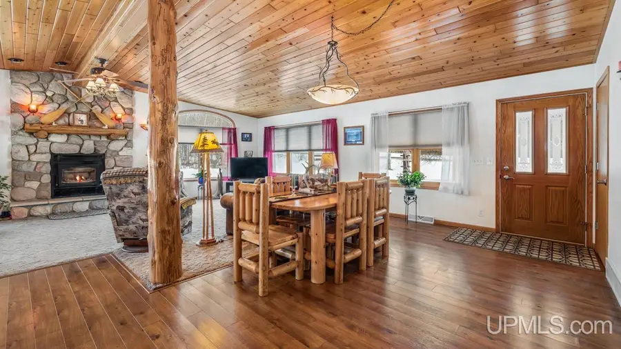 868 Pelletier, Hardwood, MI 49834 - #2