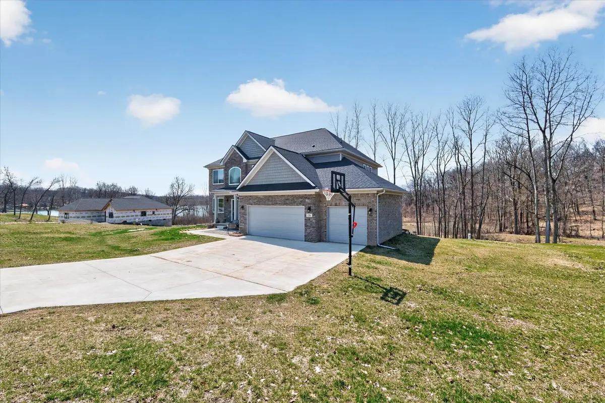 126 Parker, Ortonville, MI 48462 - #1