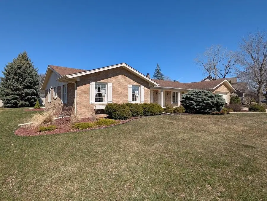 3425 Win Kae, Bay City, MI 48706 - #2