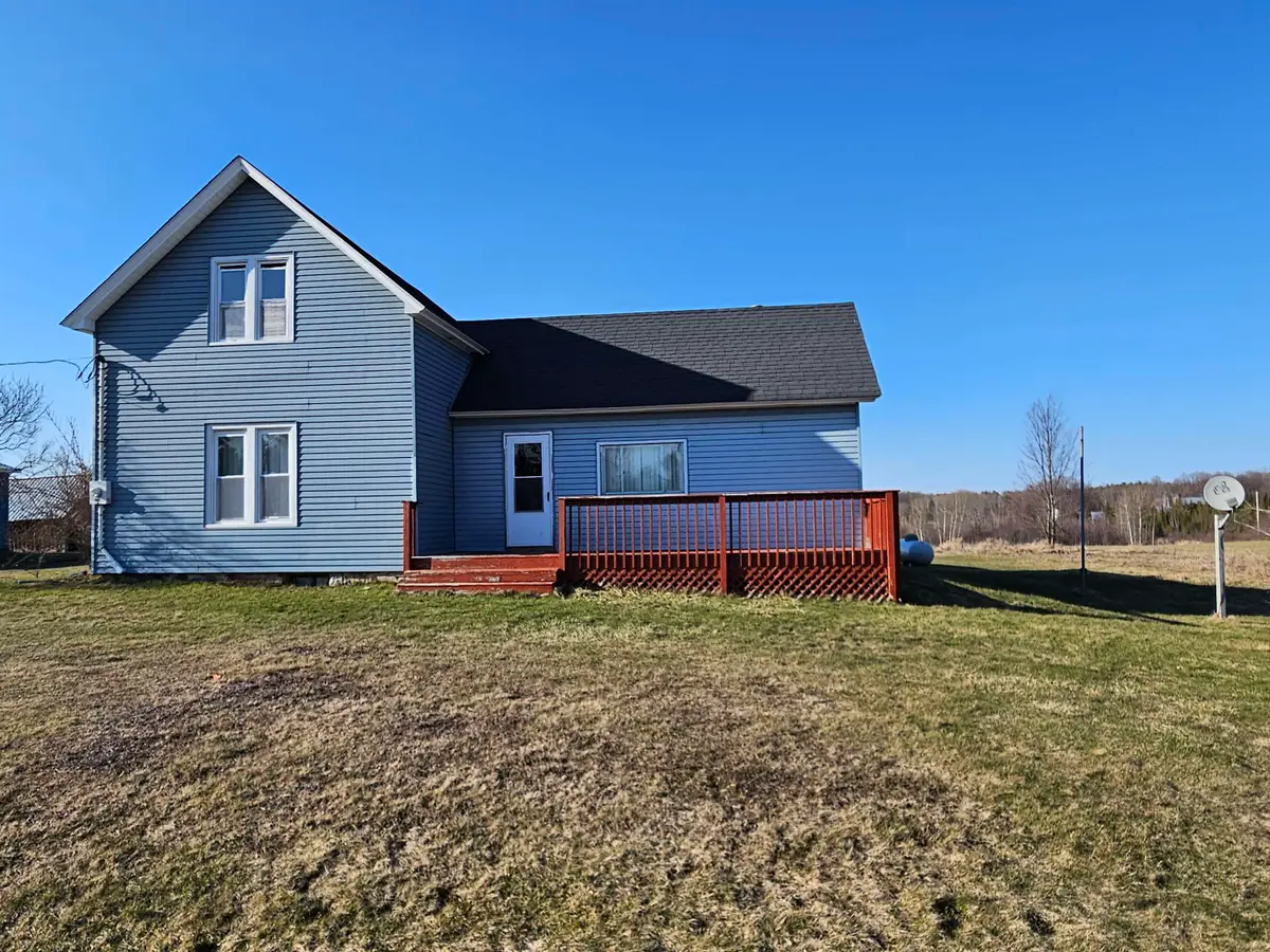 2100 W Temple, Harrison, MI 48625 - #1