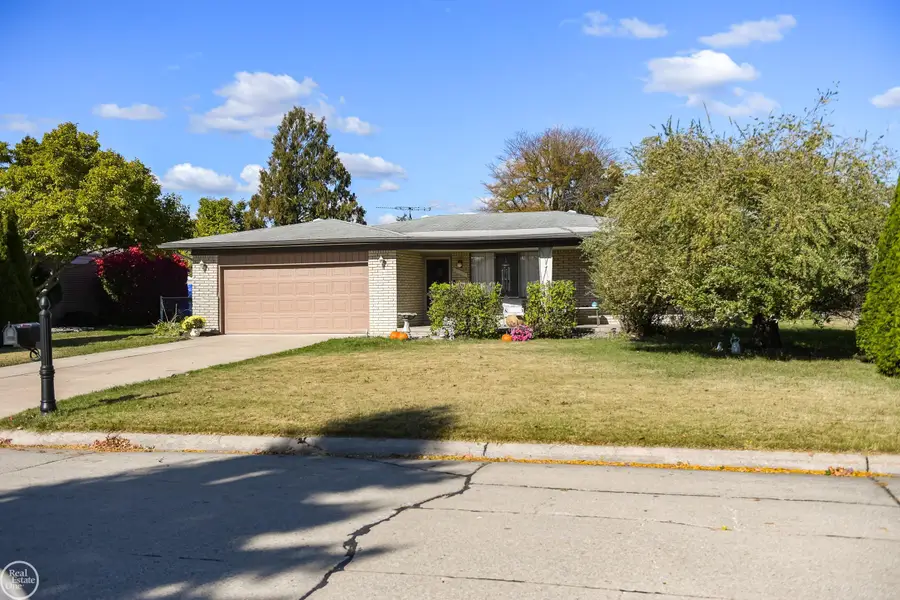 11115 Canterbury, Sterling Heights, MI 48312 - #2