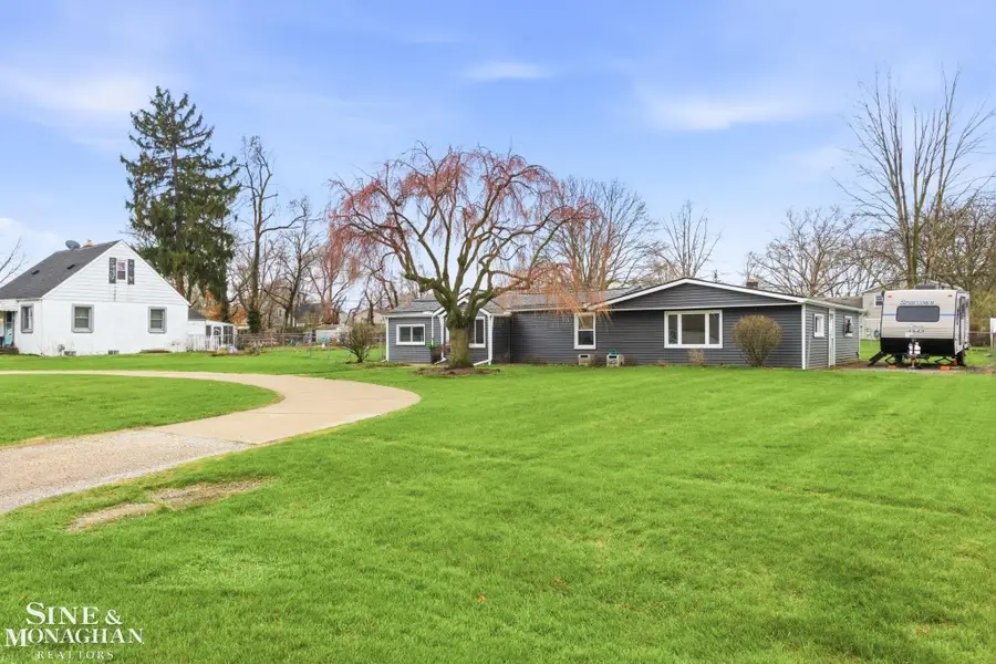 47811 Frederick, Shelby, MI 48317 - #3