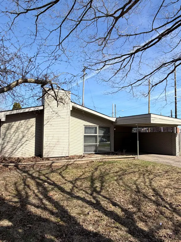 3713 Briarwood, Flint, MI 48507