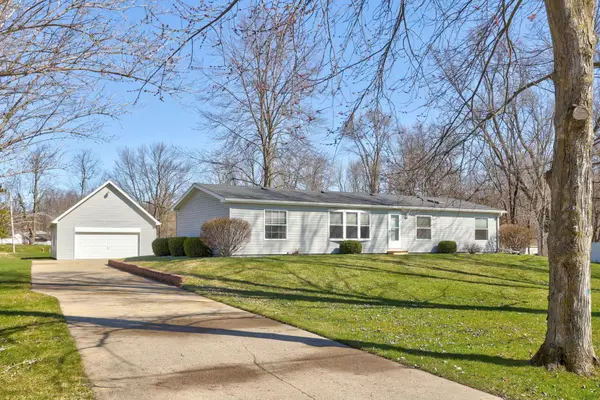 317 E Maple, Saint Charles, MI 48655