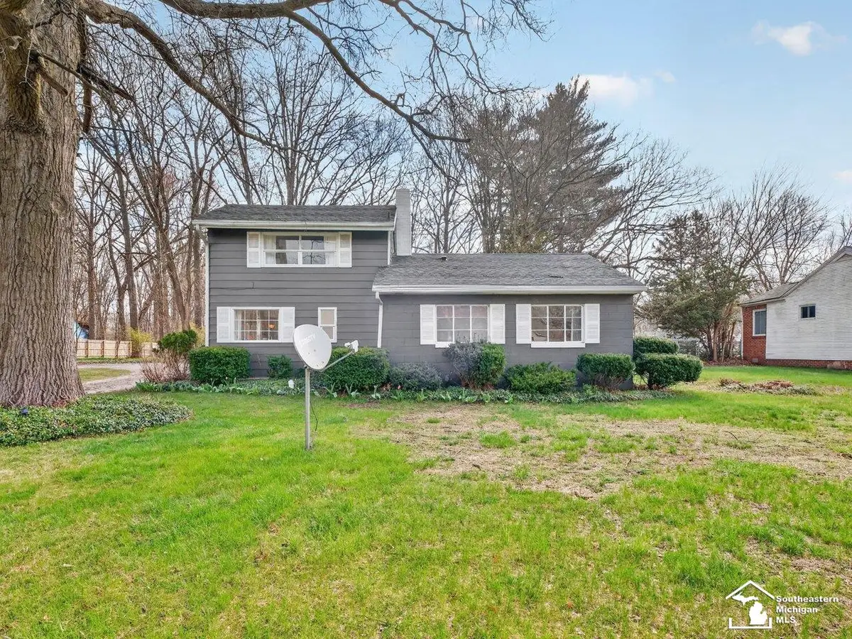 6790 Douglas, Lambertville, MI 48144 - #1