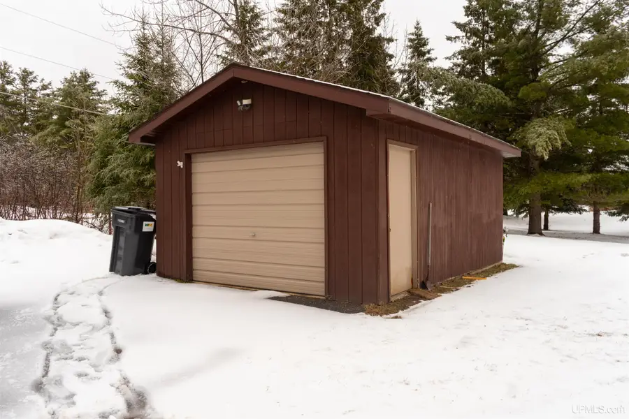 N3355 Quinnesec Lake Antoine, Iron Mountain, MI 49801 - #2