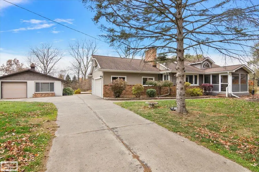 9800 Coon Hill Rd, Munith, MI 49259 - #3