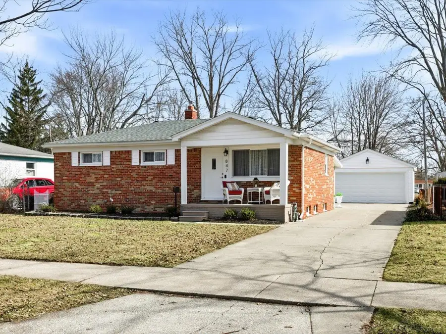 847 Carolina, Marysville, MI 48040 - #2
