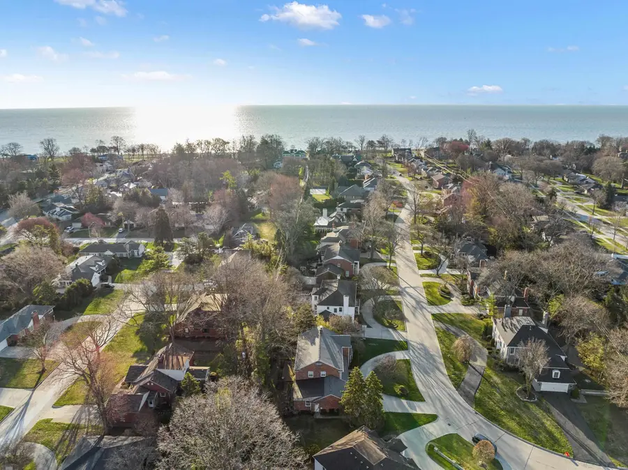 88 Webber, Grosse Pointe Shores, MI 48236 - #3