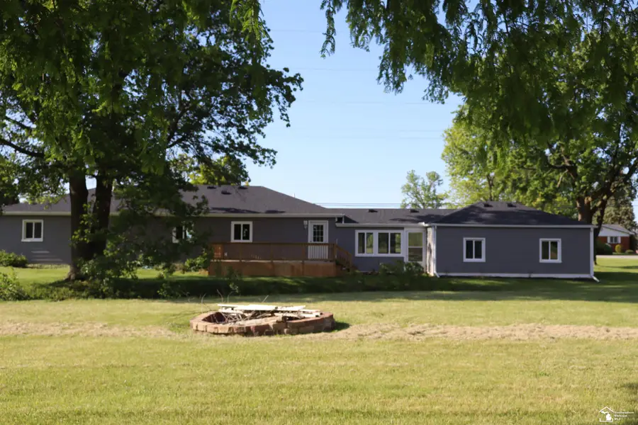 163 E Sterns, Temperance, MI 48182 - #2