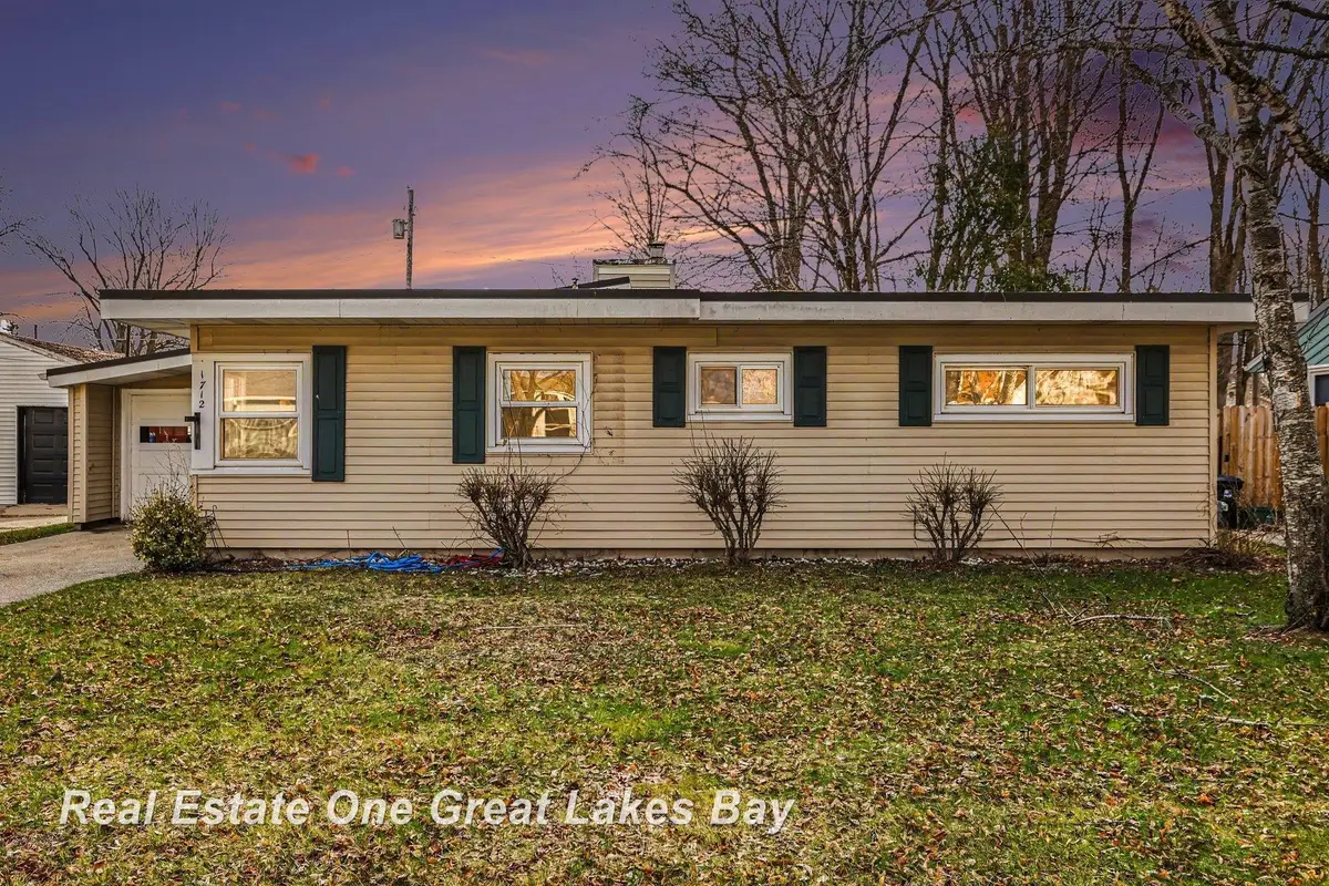 1712 Zauel, Saginaw, MI 48602 - #1