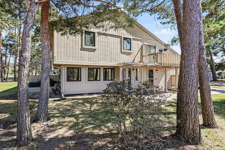 2257 Fairway Pines #4, Bay City, MI 48706 - #2