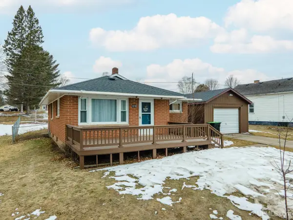 1319 N River, Iron River, MI 49935