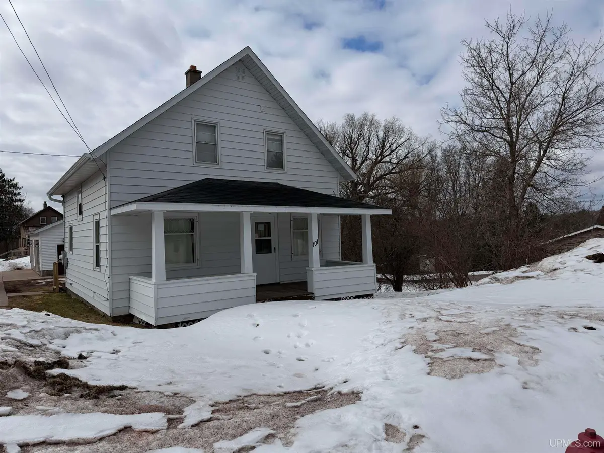 101 W Birch, Ironwood, MI 49938 - #1