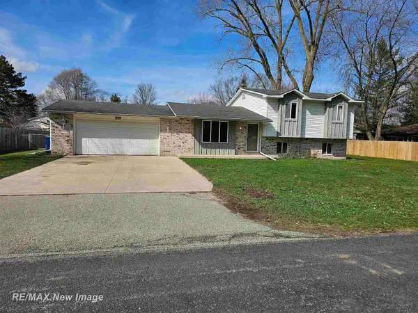 4814 Schneider, Saginaw, MI 48638