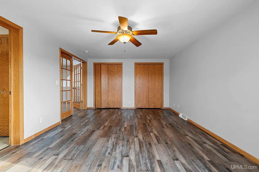 985 Van Ginkel, Niagara, WI 54151 - #3