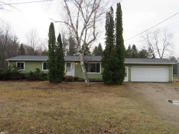 6781 Rhodes, Houghton Lake, MI 48629