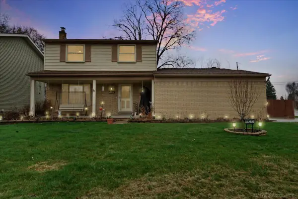 49033 Michelle Ann, Chesterfield, MI 48051