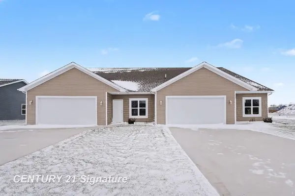 8440 S Valley Spring, Freeland, MI 48623